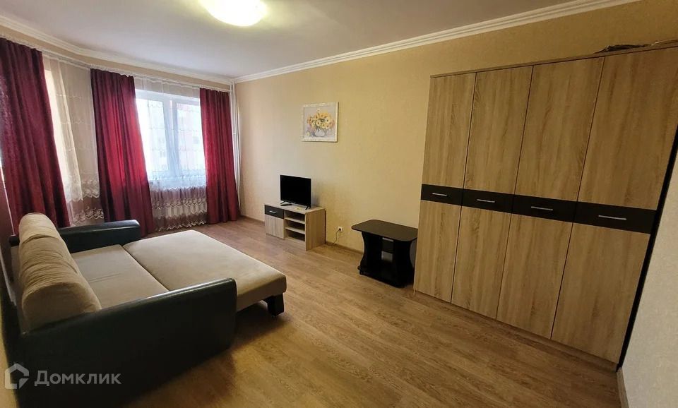 Сдаётся 1-комнатная квартира, 50 м²