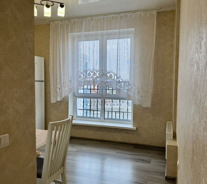 Сдаётся 1-комнатная квартира, 42 м²
