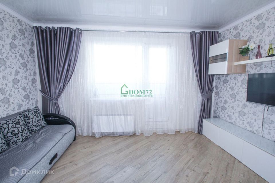 Продаётся 1-комнатная квартира, 40.4 м²