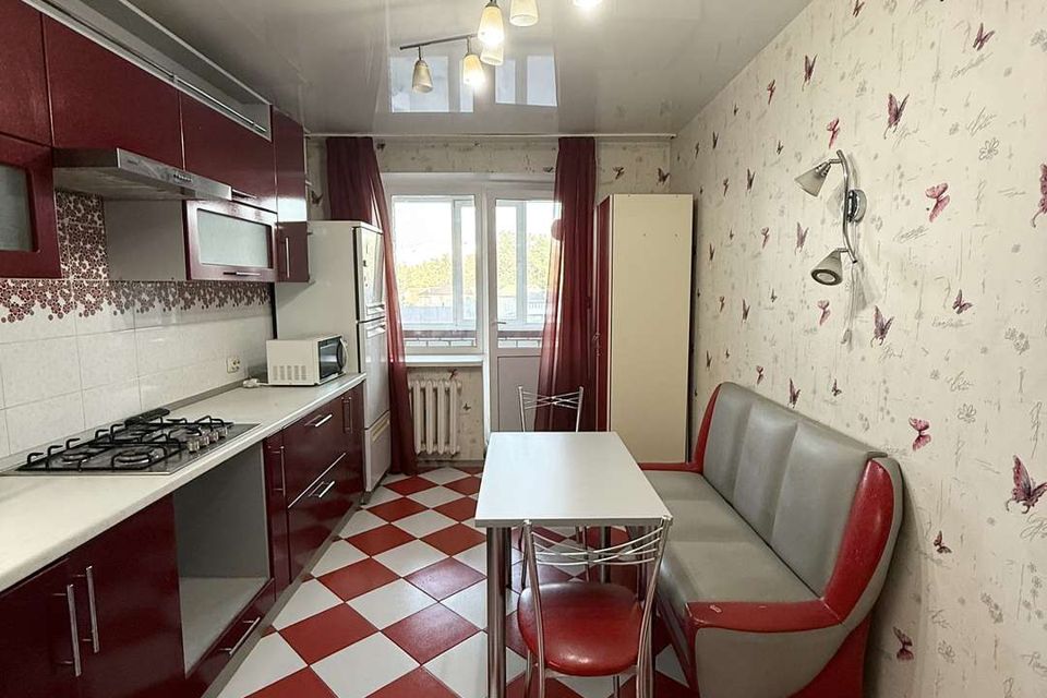 Продаётся 1-комнатная квартира, 49.2 м²