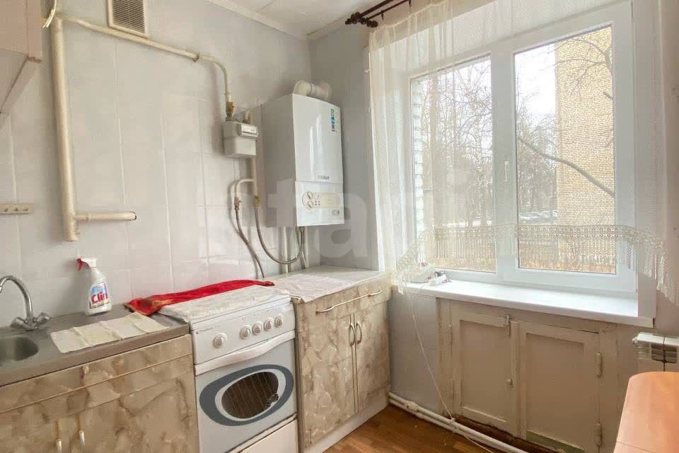 Продаётся 3-комнатная квартира, 52.6 м²