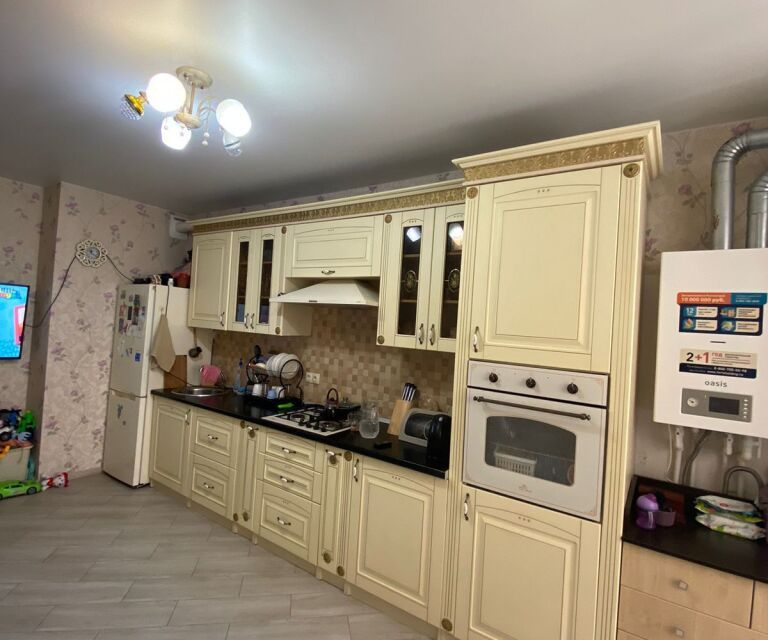 Продаётся 1-комнатная квартира, 53 м²