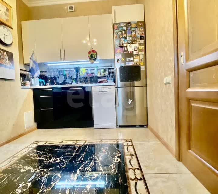 Продаётся 3-комнатная квартира, 67.9 м²