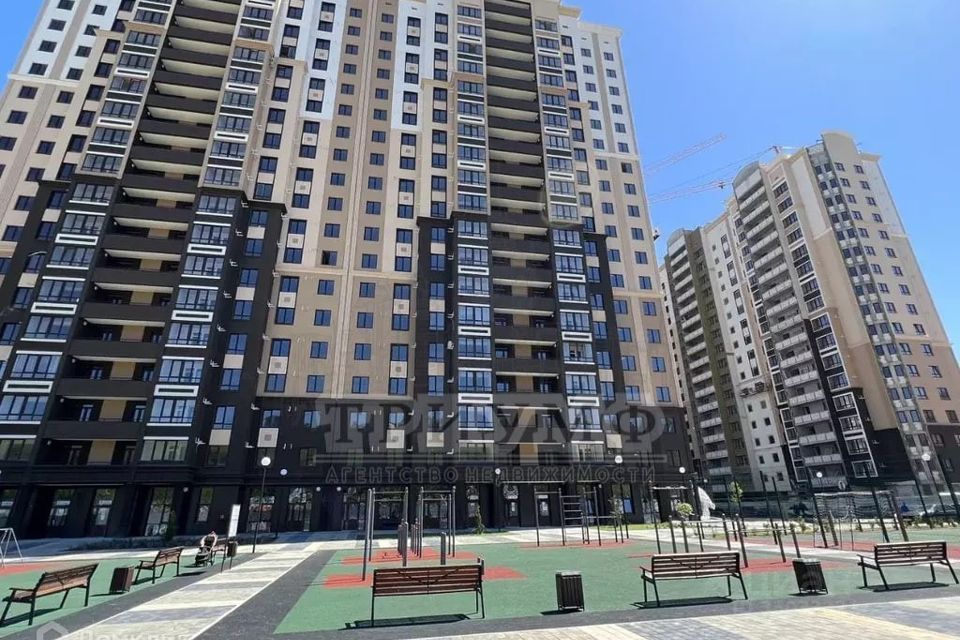 Продаётся 1-комнатная квартира, 38 м²