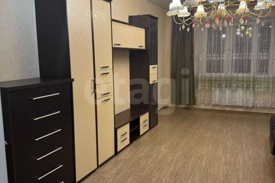 Продаётся 2-комнатная квартира, 81.4 м²