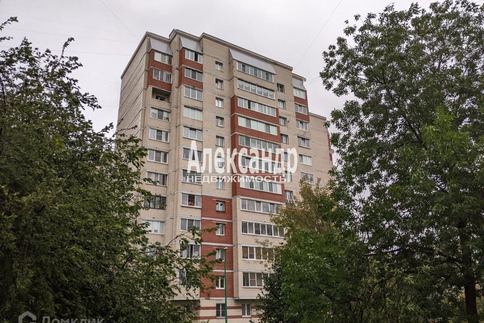 Продаётся 2-комнатная квартира, 56.8 м²