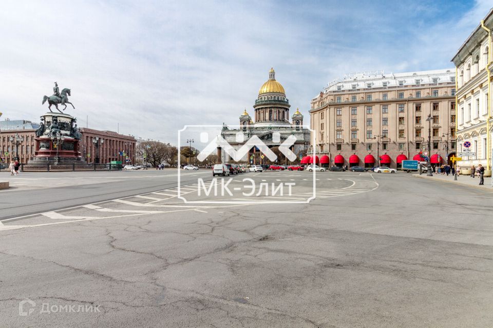 Продаётся 4-комнатная квартира, 170.9 м²