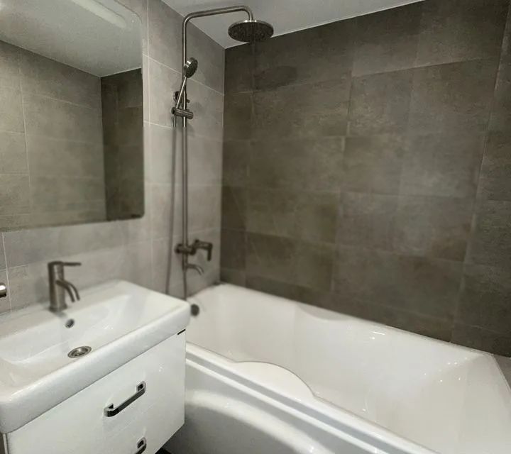 Продаётся 3-комнатная квартира, 65 м²