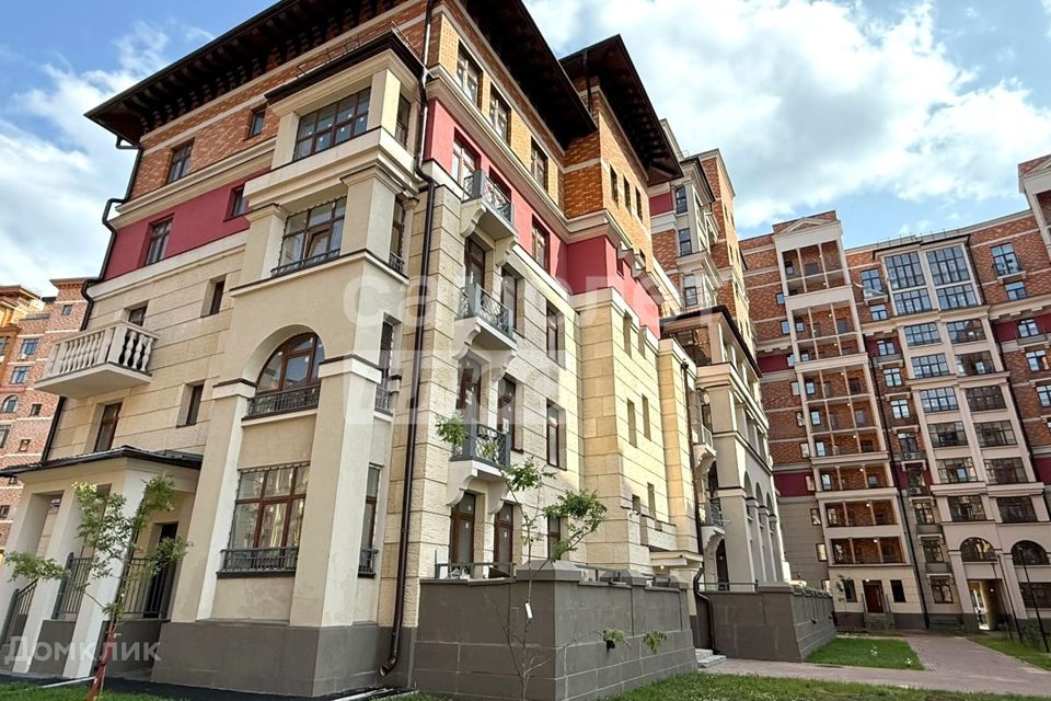 Продаётся 3-комнатная квартира, 77.4 м²