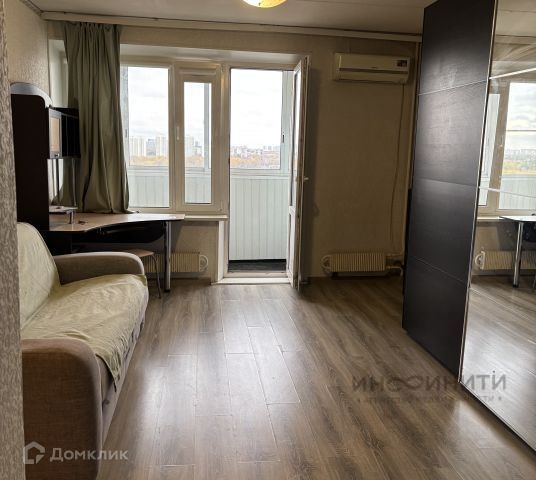 Продаётся 1-комнатная квартира, 40.8 м²