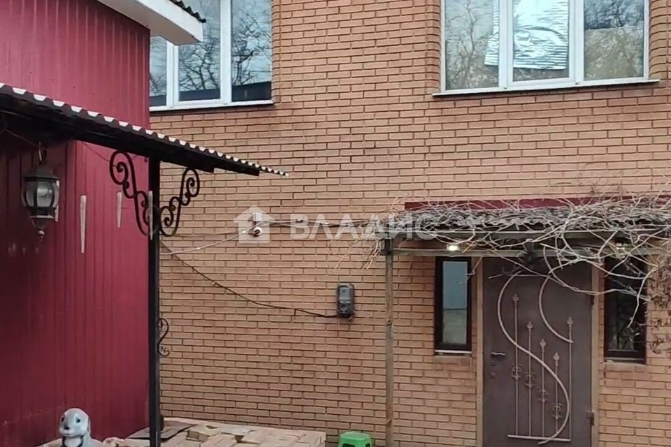 Продаётся 2-этажный дом, 252 м²