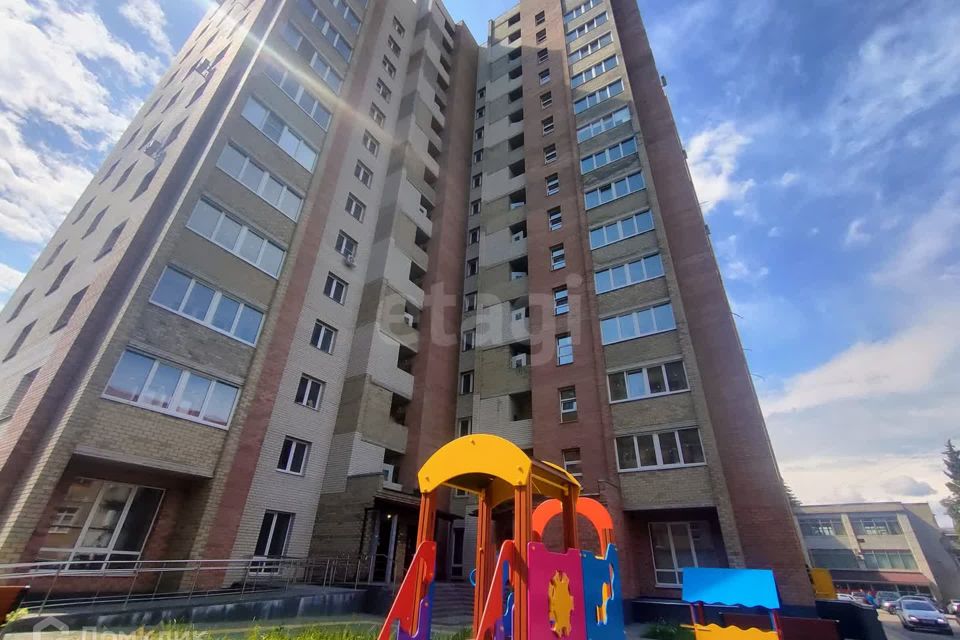 Продаётся 1-комнатная квартира, 43.6 м²