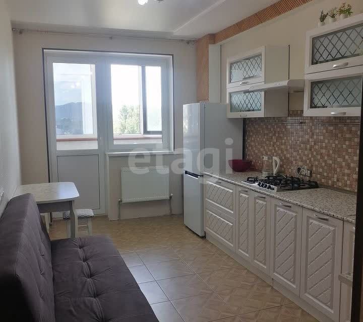 Продаётся 1-комнатная квартира, 41.6 м²