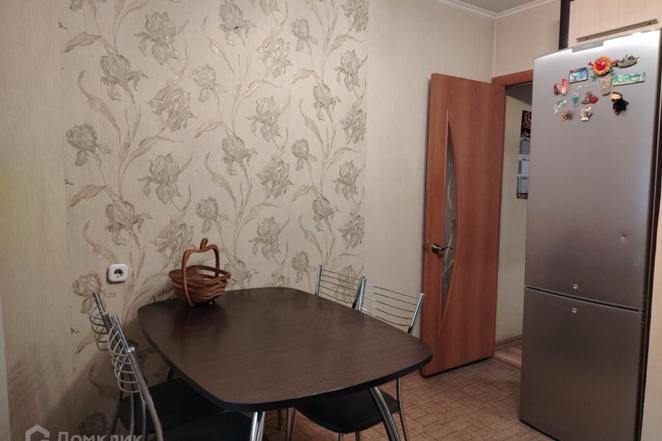 Сдаётся 2-комнатная квартира, 55 м²