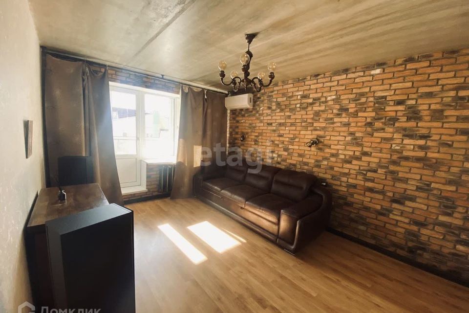Продаётся 1-комнатная квартира, 38.6 м²