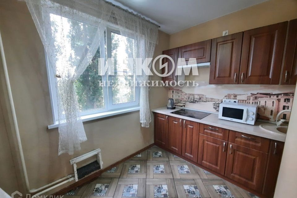 Сдаётся 1-комнатная квартира, 42 м²