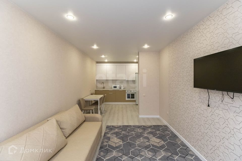 Продаётся 1-комнатная квартира, 58 м²