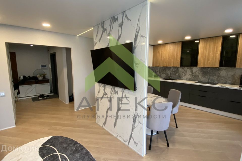 Продаётся 3-комнатная квартира, 88.2 м²