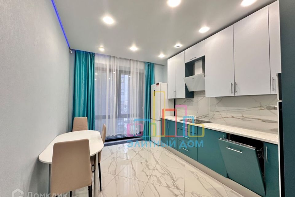 Сдаётся 2-комнатная квартира, 58 м²