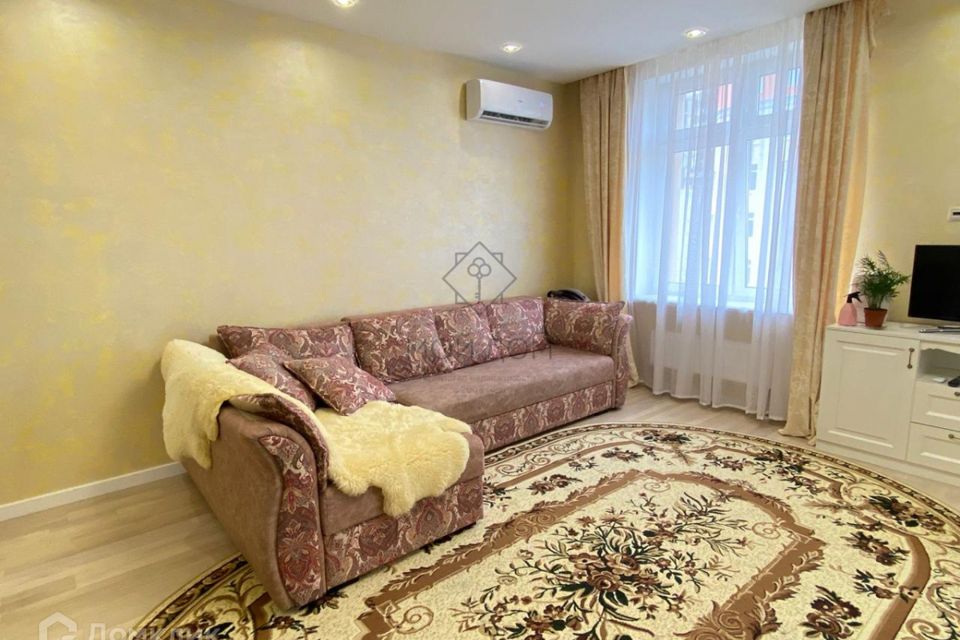 Сдаётся 2-комнатная квартира, 67 м²