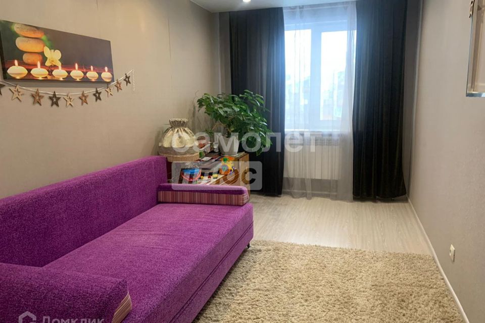 Продаётся 3-комнатная квартира, 58.2 м²