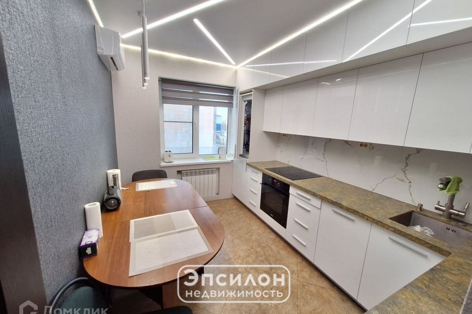 Продаётся 3-комнатная квартира, 60 м²