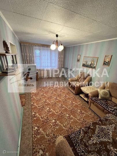 Сдаётся 2-комнатная квартира, 52 м²