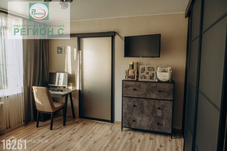 Продаётся 2-комнатная квартира, 43.8 м²