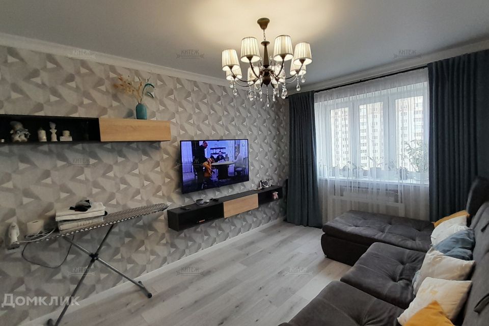 Продаётся 3-комнатная квартира, 79.4 м²