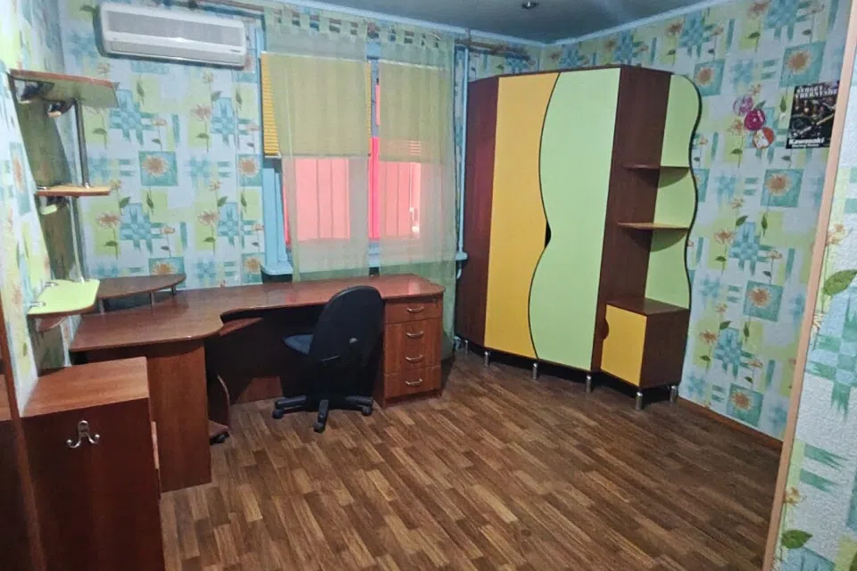 Продаётся 3-комнатная квартира, 65.3 м²