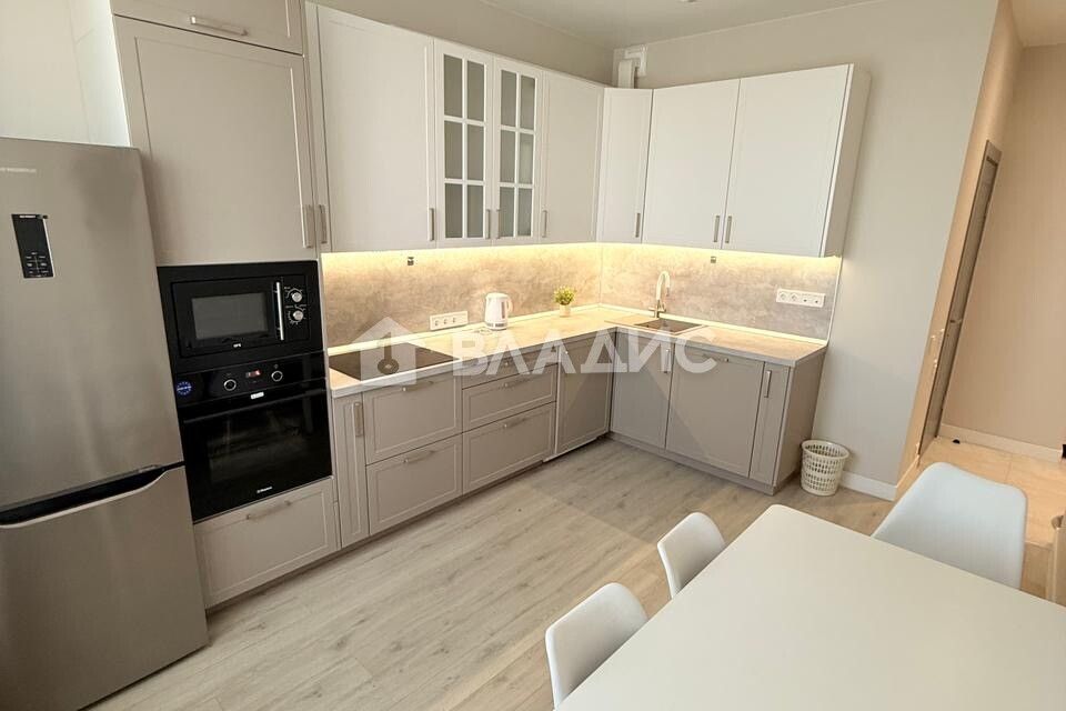 Сдаётся 2-комнатная квартира, 54.4 м²