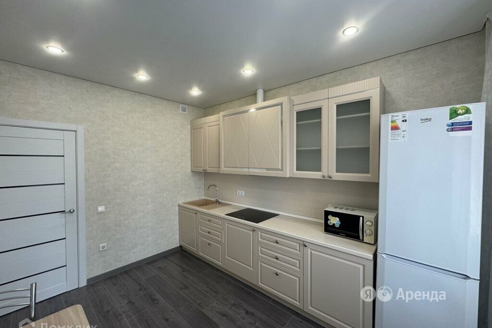 Сдаётся 1-комнатная квартира, 43 м²