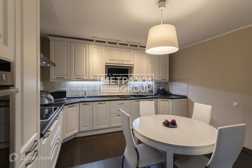 Сдаётся 5-комнатная квартира, 150 м²