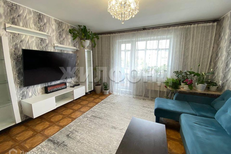 Продаётся 3-комнатная квартира, 76.4 м²