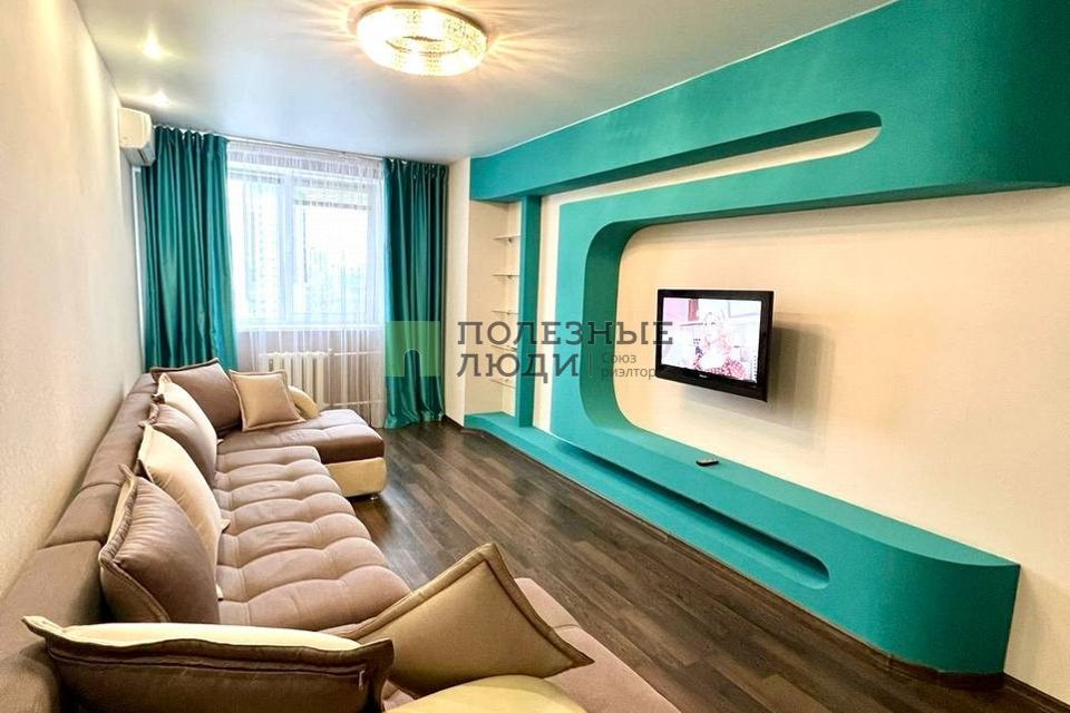 Сдаётся 1-комнатная квартира, 50.2 м²