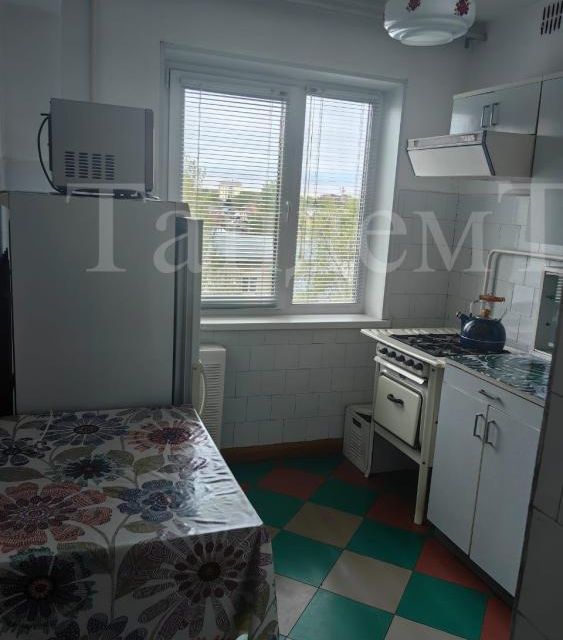 Продаётся 3-комнатная квартира, 55.6 м²