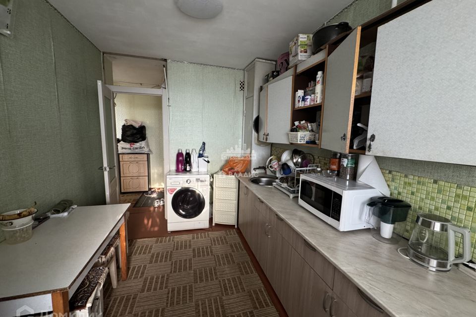 Продаётся 3-комнатная квартира, 66.7 м²