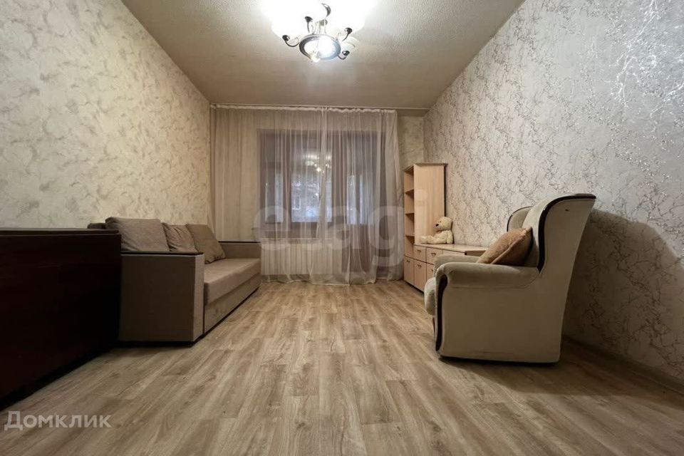 Продаётся 3-комнатная квартира, 43 м²