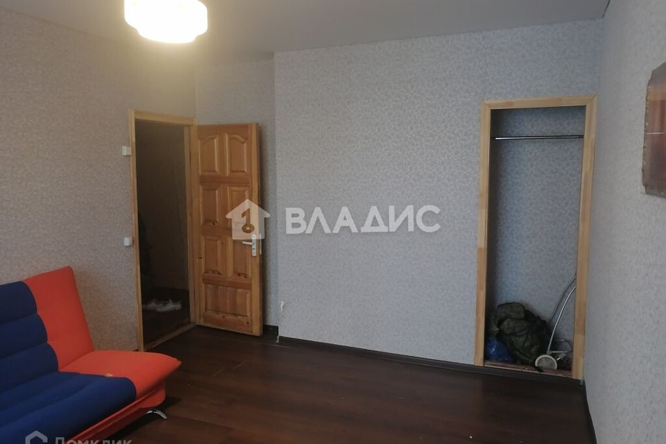 Продаётся 2 комнаты в 3-комн. квартире, 14 м²