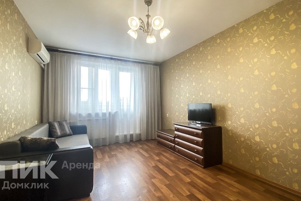 Сдаётся 1-комнатная квартира, 40 м²