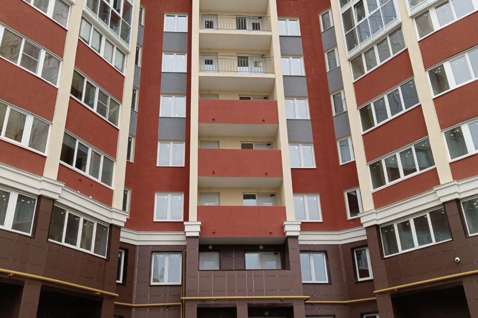 Продаётся 2-комнатная квартира, 107.84 м²