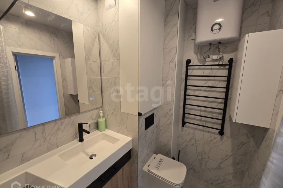 Продаётся 1-комнатная квартира, 43.6 м²