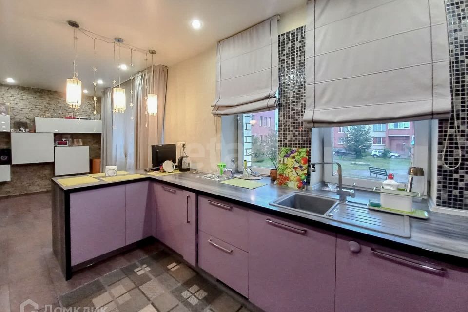 Продаётся 3-комнатная квартира, 77.7 м²
