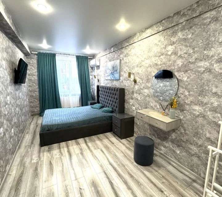 Продаётся 1-комнатная квартира, 42 м²
