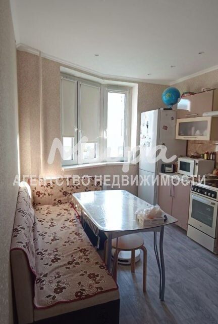 Продаётся 1-комнатная квартира, 39.5 м²