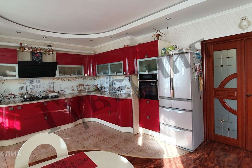 Продаётся 3-комнатная квартира, 86 м²