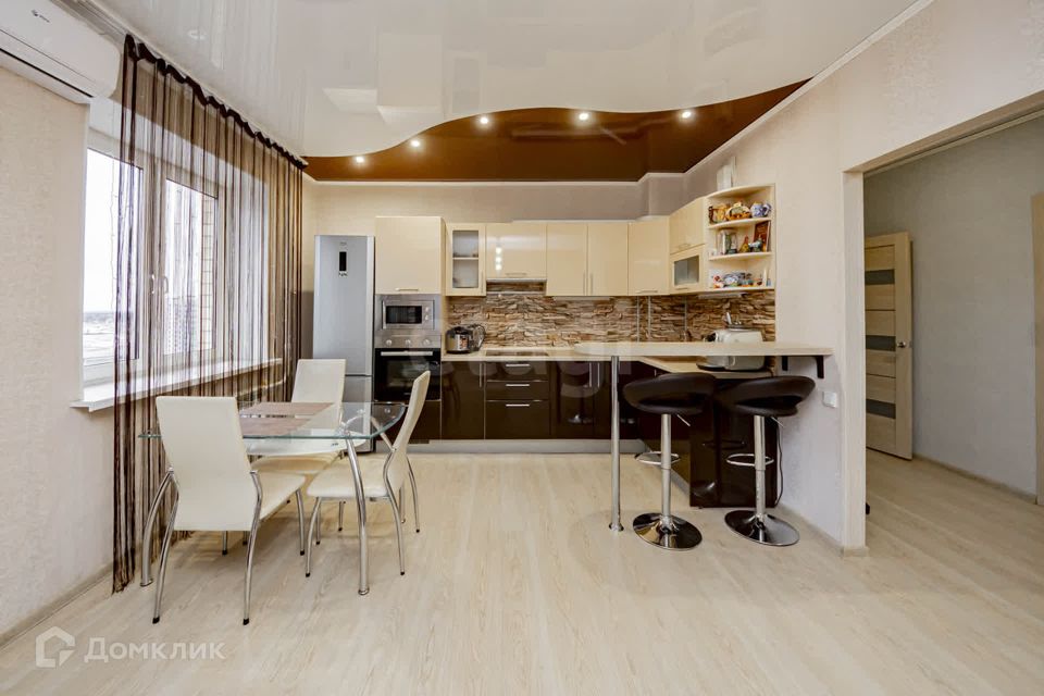 Продаётся 1-комнатная квартира, 50 м²