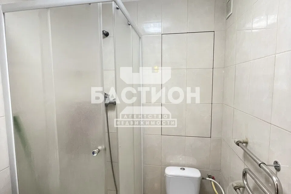 Продаётся 3-комнатная квартира, 49.8 м²