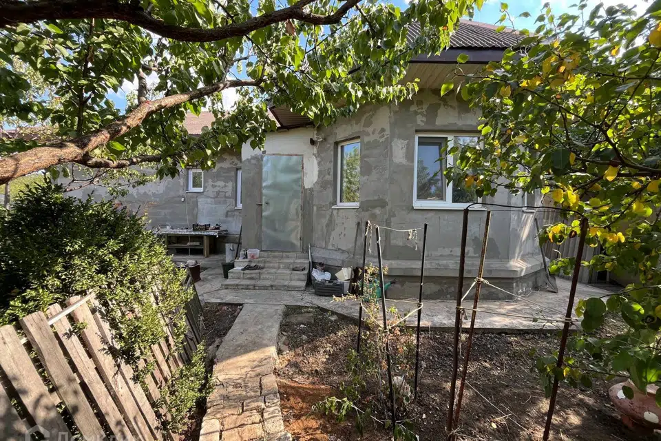 Продаётся 1-этажный дом, 110 м²