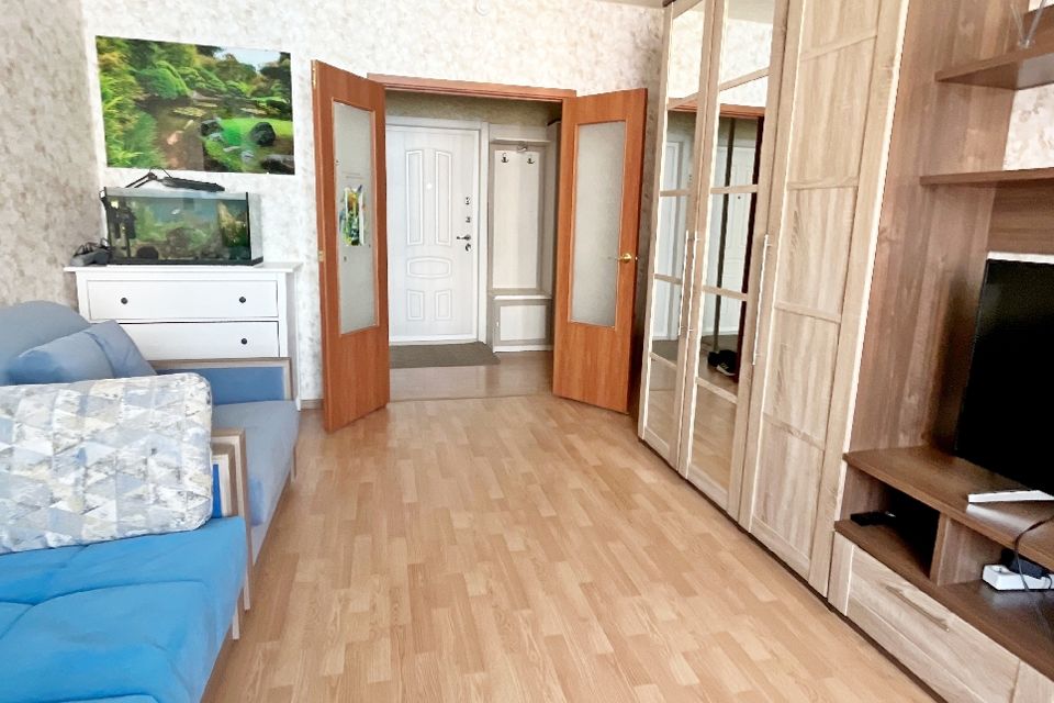 Продаётся 1-комнатная квартира, 40.8 м²